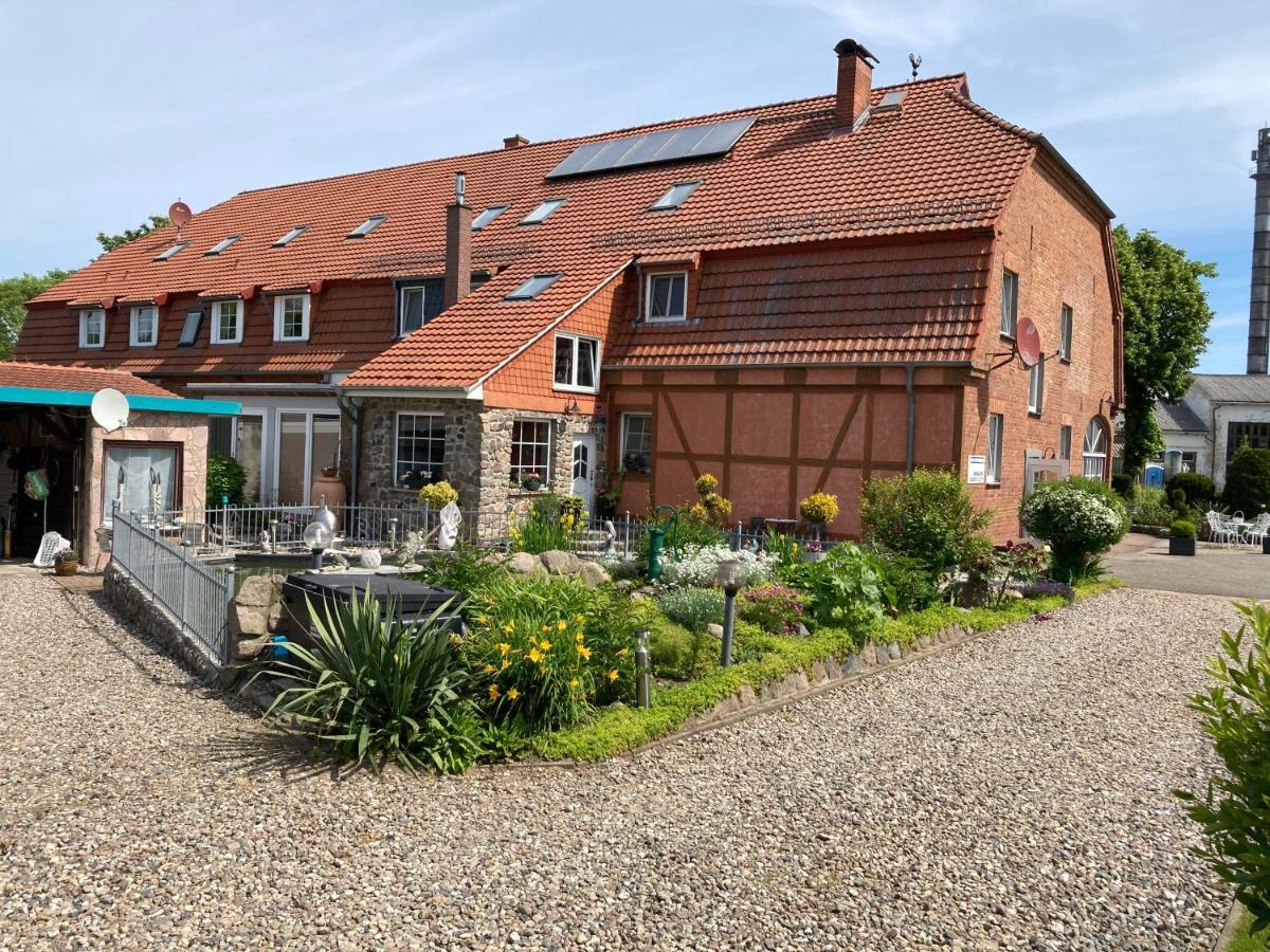 Landhausidyll Ferienwohnung Grundshagen 外观 照片